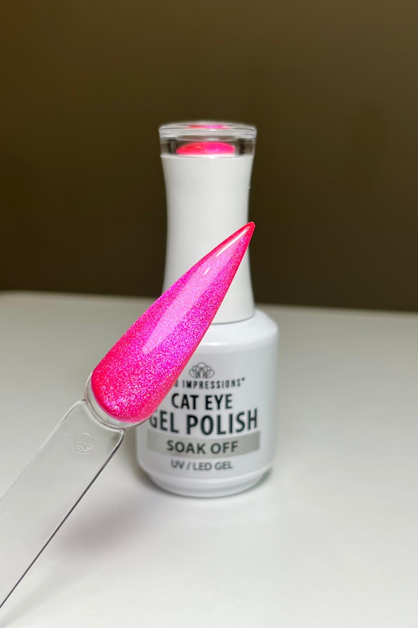 Cat Eye Gel Polish - Looking Hot