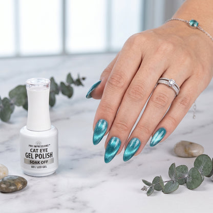 Cat Eye Gel Polish - Catch a Glimpse