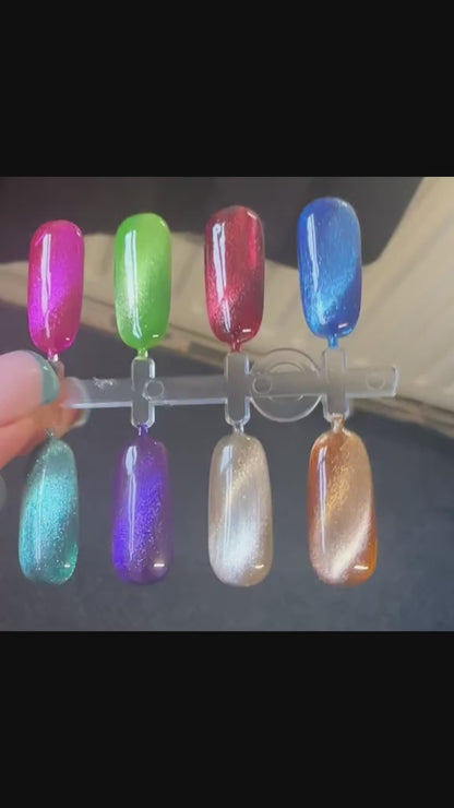 Cat Eye Gel Polish - Catch a Glimpse